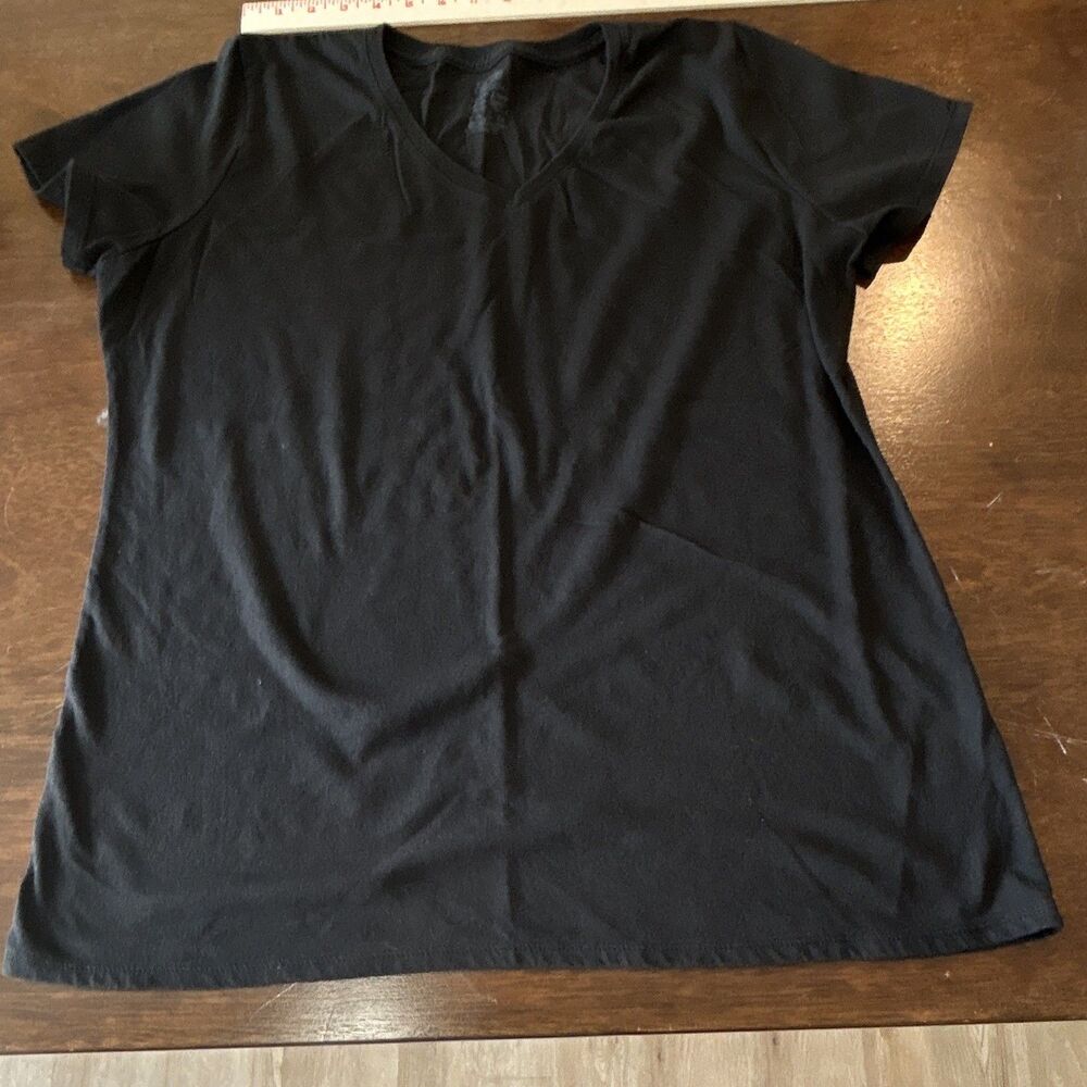 Fruit of the Loom Women’s Black V-Neck Short Sleeve Cotton Blend T-Shirt 2XL0130
